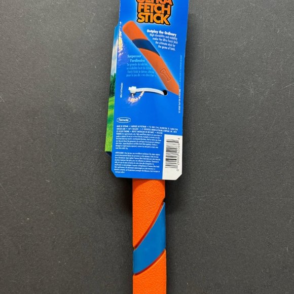 Chuckit Ultra Fetch Stick Outdoor Dog Toy, 12 Inches, for All Breed Sizes - Picture 7 of 8